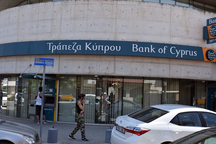 Кипр. Банк