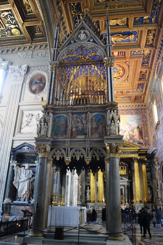 Рим. Базилика святого Иоанна Крестителя на Латеранском холме
