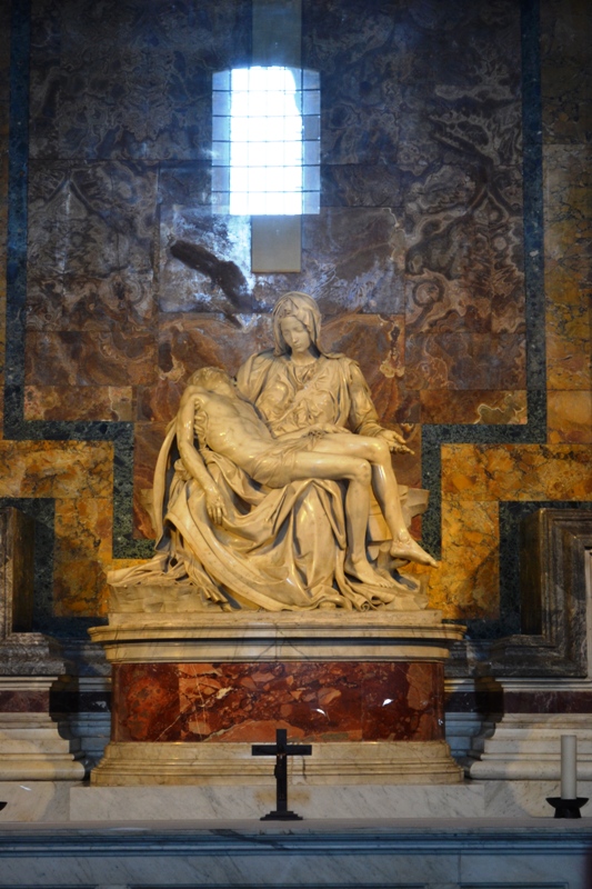 Ватикан. Собор Святого Петра. Пиета Микеланджело