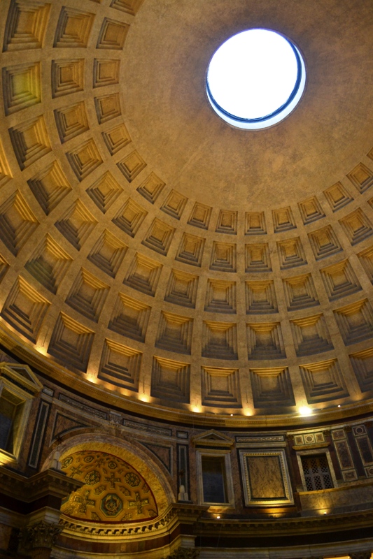 Рим. Купол Пантеона