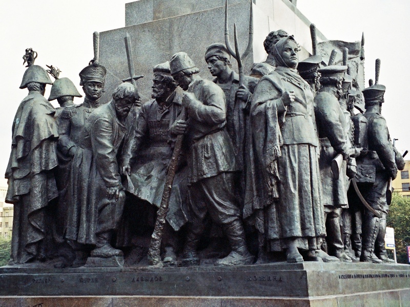 Бородинская панорама. Памятник Кутузову