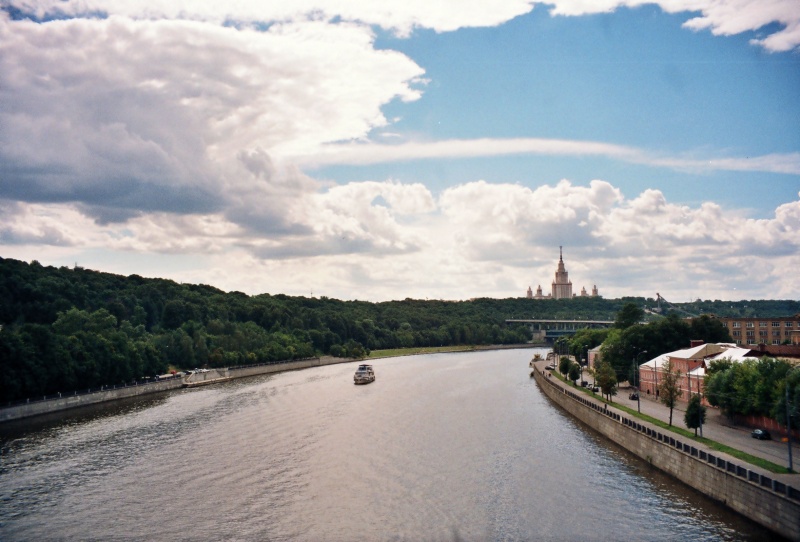 Вид на Университет с Андреевского моста